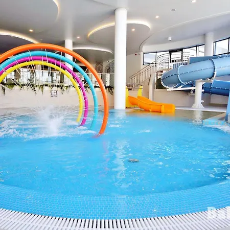 アパートホテル Balticon Polanki Aqua Parking Inclusive 3*